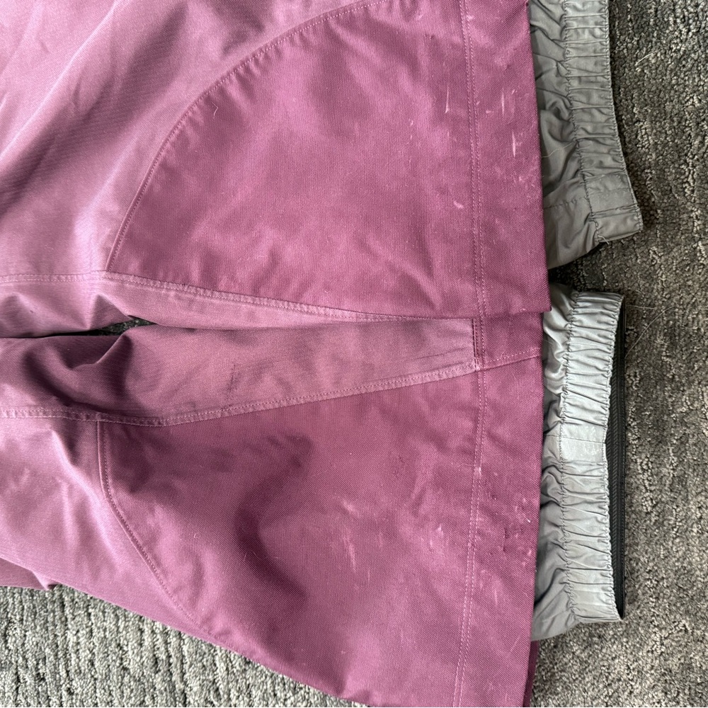 Patagonia Women’s Insulated Snowbelle Pants - Picture 3 of 5